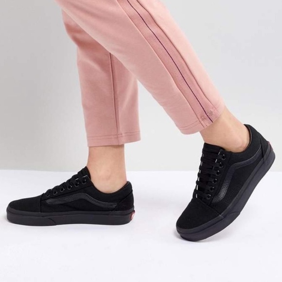 Vans Womens Old skool Triple Black VN000D3HBKA - Picture 3 of 5